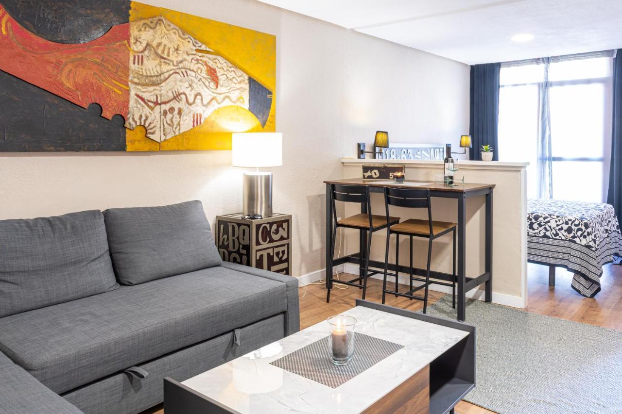Nogalera Soul, City Center Apartment By Namaste Elite 托雷莫利诺斯 外观 照片